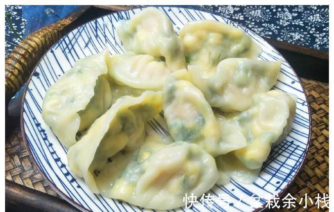 诀窍|包三鲜馅饺子时,想要不破皮不露馅,教你小诀窍,饺子好吃不出汤