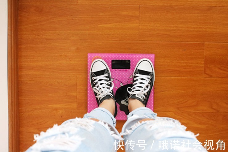 肌少症|50岁以后,想要长寿,体重控制在多少比较好?用这条公式一算便知