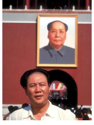 三大战役|《大决战》提档将播，王劲松让人“捏把汗”，于和伟面临巨大挑战