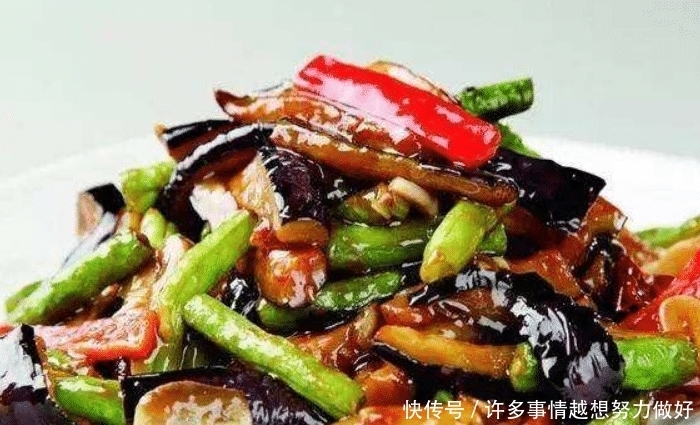 好吃|鲜甜爽口的茄子烧豆角,烹饪简单,营养好吃,孩子爱吃的素食美味