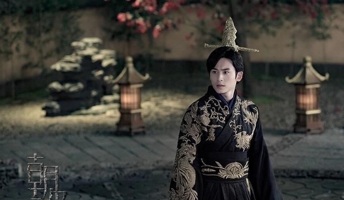 男主角|张哲瀚许凯在节目里亲密互动,关系真好,不愧是曾经的同门师兄弟