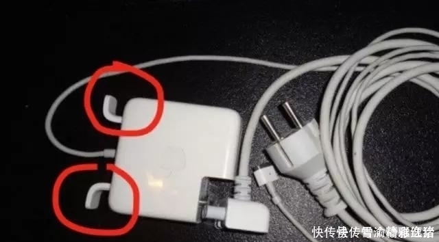 键盘|为什么街上的理发店门口都有一根旋转着的彩色灯柱?