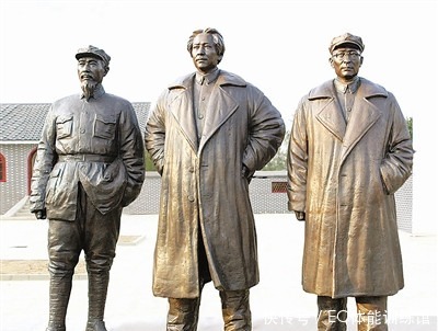 领导人|他是中共早期领导人，肠子炸穿参加长征，建国后才知有一个儿子