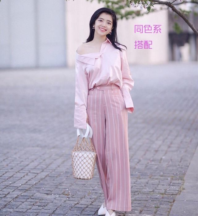 基础款衬衫怎么穿出优雅感学三木博主这样穿,不仅拉风还抢镜
