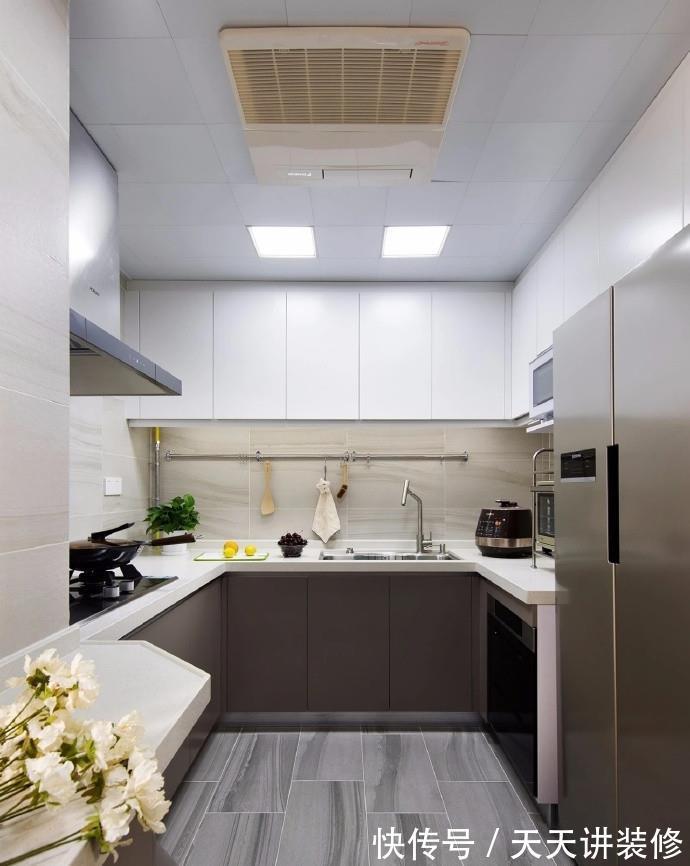 户型图|115平米三居室，全屋通透又敞亮，沙发不靠墙，邻居都争相效仿