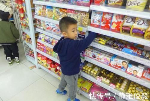 父母们|这些“伪节俭”悄然兴起,看似省钱实则害娃不浅,父母却沾沾自喜