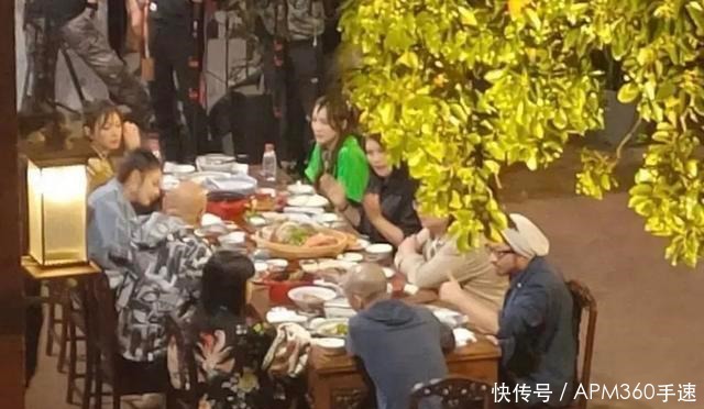 《姐姐》全员团综剑拔弩张,黄龄为界气氛骤变,宁静万茜王不见王