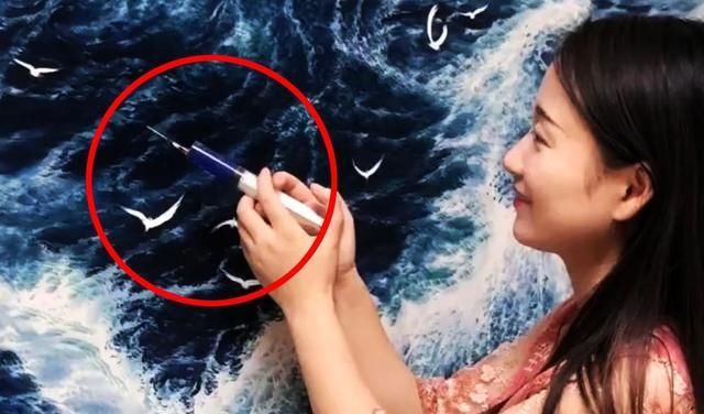  模仿|女画家模仿邵岩，用针管作画，网友吐槽：看那手法