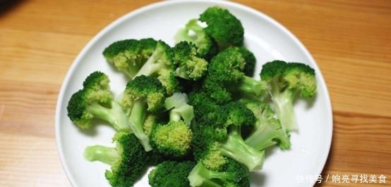 脏东西|西兰花清洗太麻烦学会这个小妙招,轻松清洗干净西兰花