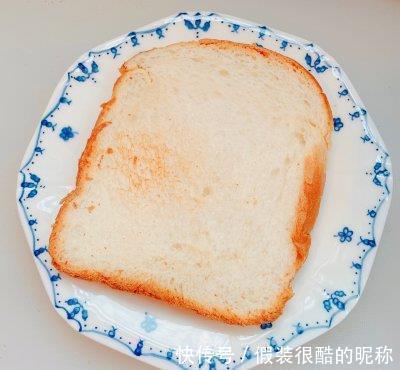 奶油|虾仁厚蛋开放三明治