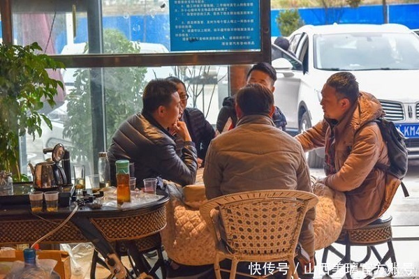 茶具|为什么老板的办公室总有一套茶具,是生意套路还是人生哲学?