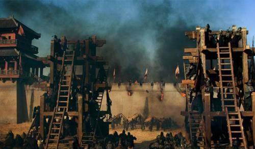 曹操|关羽是五虎上将之首，为何打不过徐晃只因曹操给了徐晃1件东西！