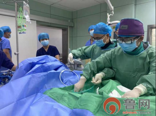 重症监护室|菏泽市首例ECMO、IABP支持下冠脉介入治疗在市立医院完成