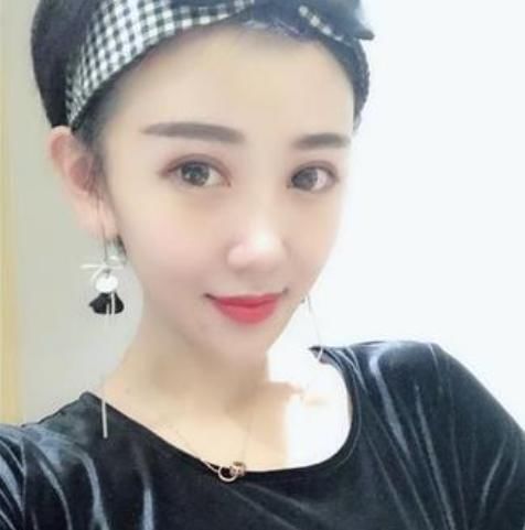 辛巴|辛巴徒弟安若溪疑似离开,与师傅发生争执,团队未来发展堪忧