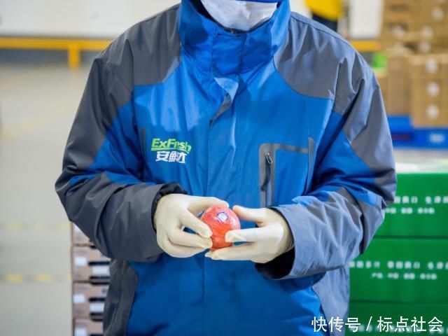 电商生鲜越来越火，未来会取代“菜市场”？网友：你想太多！
