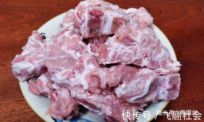 营养|入秋后,此肉贵点也要买,高钙高蛋白,营养滋补,老人孩子要多吃