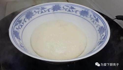 蒸发馒头时，切记不要直接加酵母，掌握正确做法，我家一周吃五次
