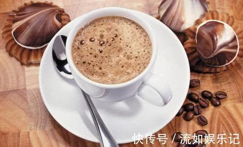 浓茶|孕晚期到了,准妈妈最好不要吃4类食物,会不利于分娩