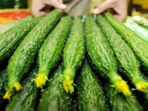 孩子|一根黄瓜,一家四口全住院,医生千万不要给孩子这样吃黄瓜!