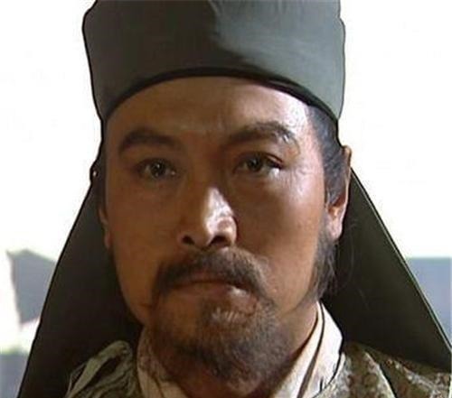 先锋官|号称统领80万禁军教头的林冲，放到现代，相当于多大的官职