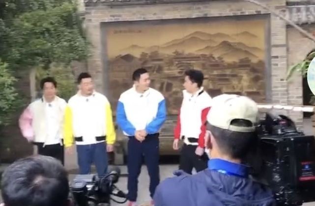 沙溢老师|郑恺当爸后录跑男,被大家起哄难掩喜悦,对老婆四字称呼超甜