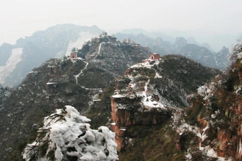 常德一山脉景观走红，点缀着省道1801线，被赞湘楚“小青城山”