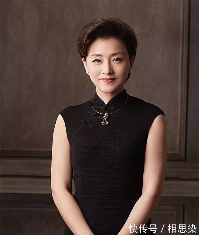 蒋雯丽 40岁或有白发的女人,最适合这4款发型,增加的气质可不止一点!