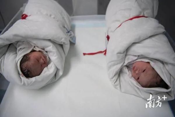 广州市妇女儿童医疗中心|封闭区内，高危产妇平安诞下双胞胎