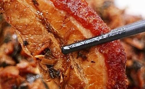  梅菜扣肉不用蒸怎么做？