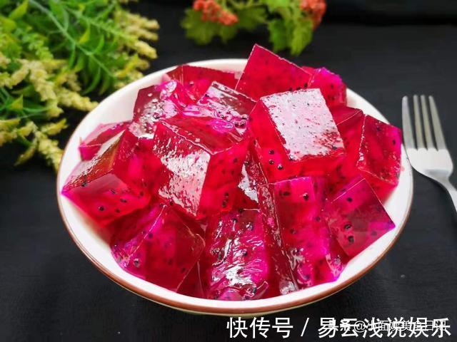 凉粉|入伏后，吃水果别忘了吃它，一煮一冻，晶莹剔透又软嫩，真解暑