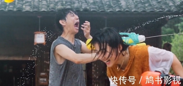 张子枫|黄渤半夜吓唬小孩,张艺兴沉浸式配合,张子枫、彭昱畅爆笑互坑