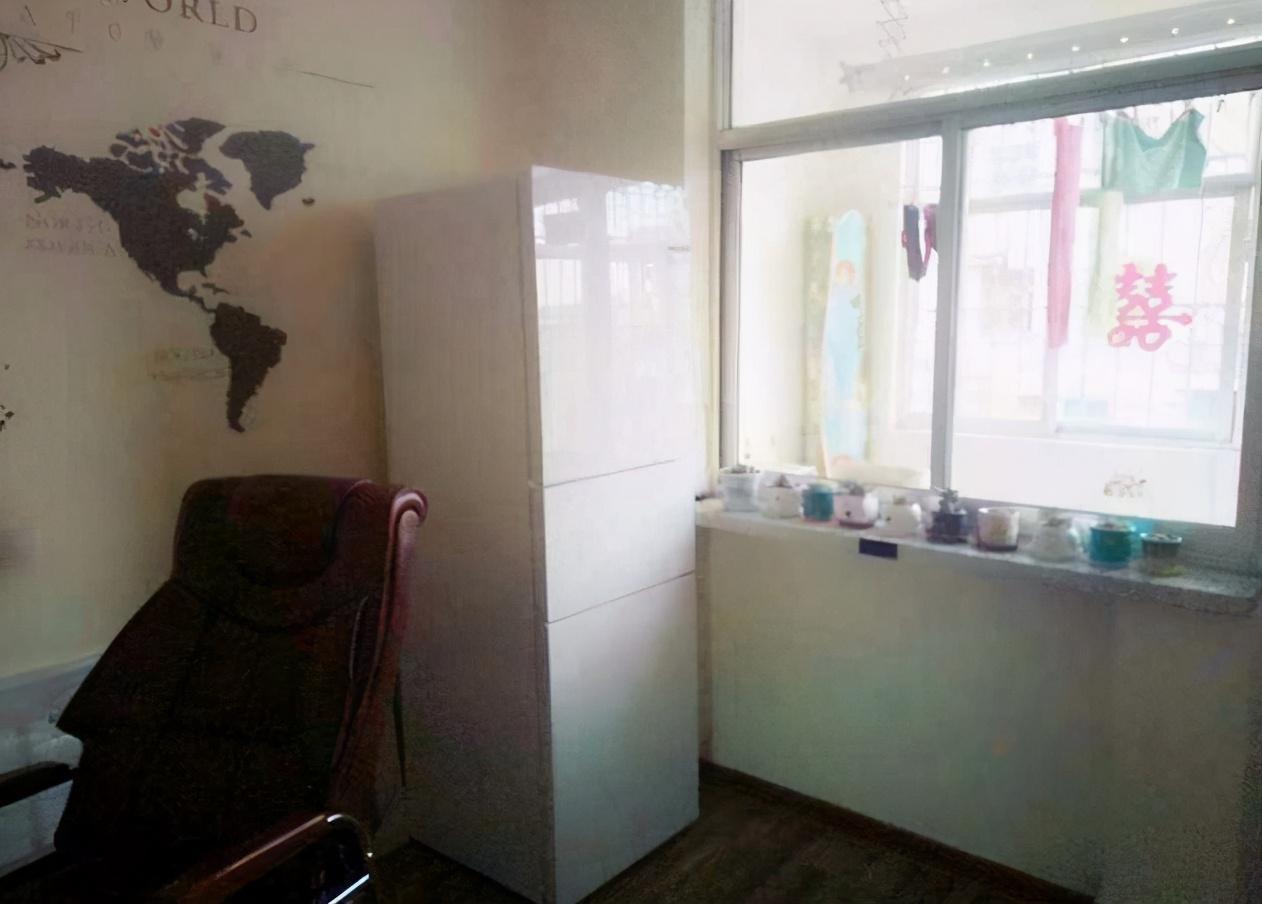 沙发|婆婆抠出新境界，5万装修婚房还带家电，如此寒酸真让人不想嫁了