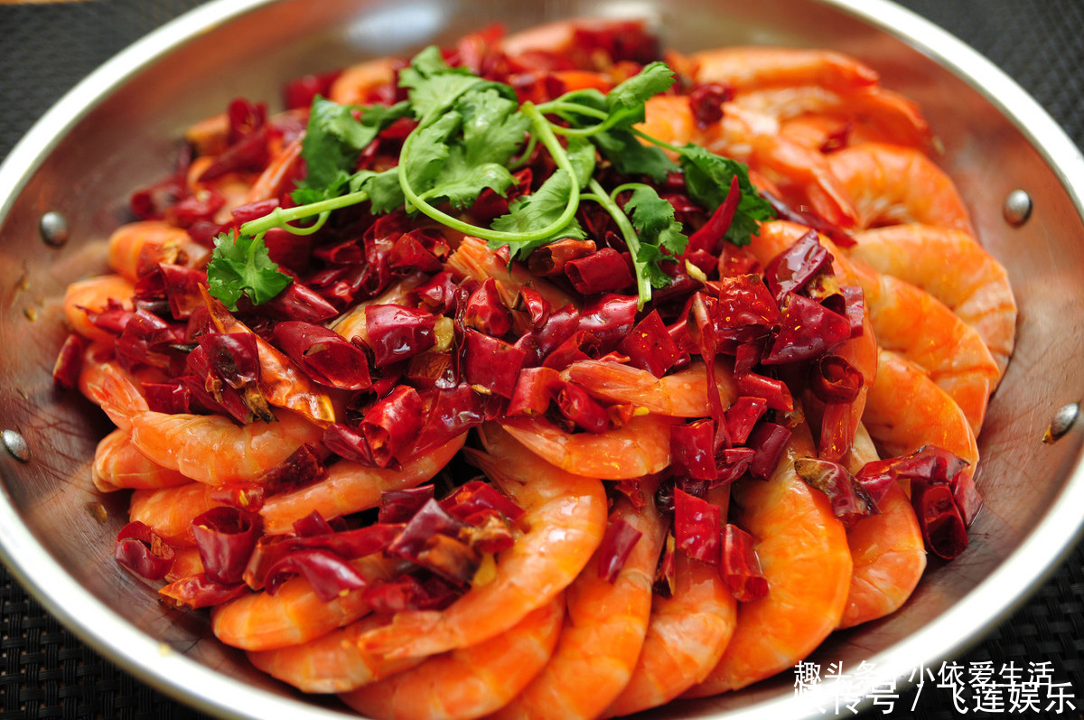 天冷给家人做的几道家常菜，荤素搭配，营养丰富，比买的还好吃