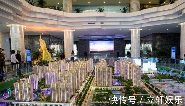 购房者|2021年一旦房价“暴跌”，输的最惨的不是炒房者，而是3类人！