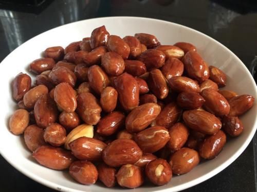 炒花生米,第一步不是先放油多做2步,香脆可口,放1周不返潮