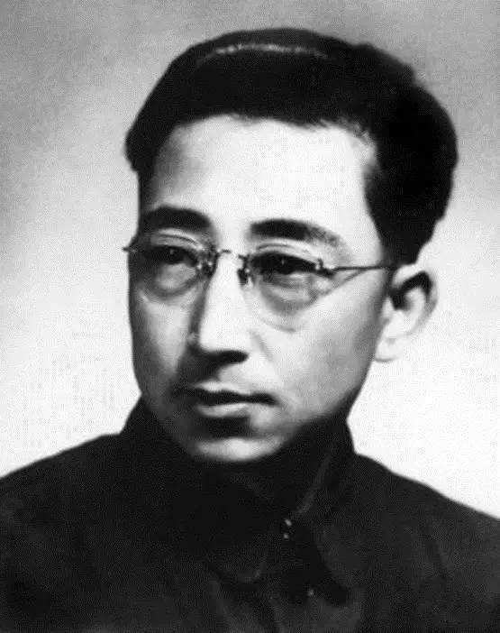 红线女!一生嫁了四次,她养了7个孩子,如今94岁,却无人陪伴,独自生活