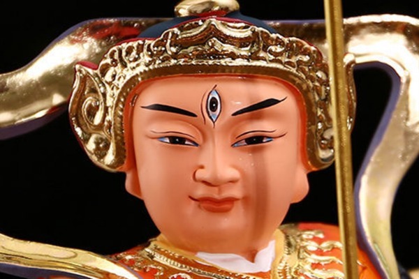 杨柳!南天门上,观音菩萨抛下玉净瓶,孙悟空会怎样?难怪太上老君阻止