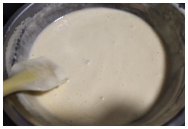 无需要烤箱，不需要发酵，在家做松饼，柔软美味奶香味十足