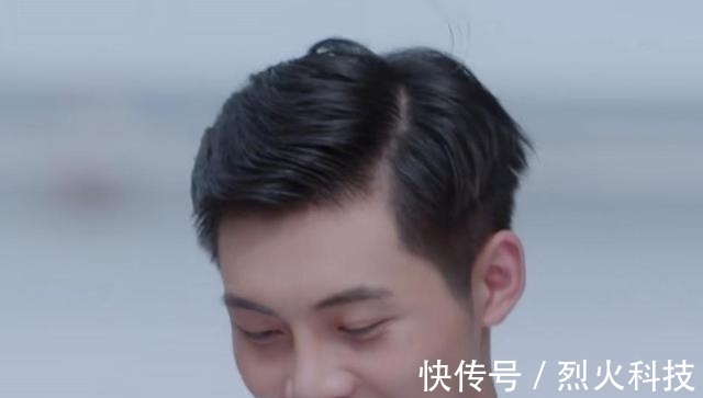 機(jī)智的戀愛:首對(duì)CP誕生,男5女4互有好感,女生直球“我喜歡”