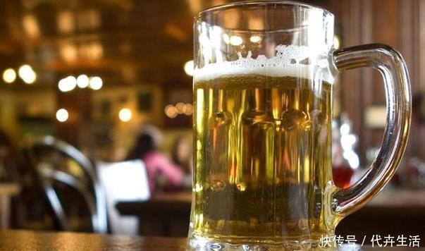 食物|4种食物被称为“升糖王”,糖尿病管不住嘴,打胰岛素也没用