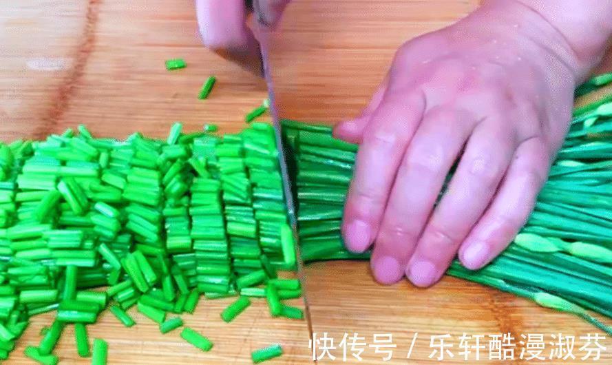 正当季|立秋前后,韭菜西红柿靠边站,用它炒鸡蛋最香,正当季,别不懂吃