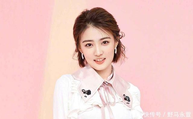 女人脸型有4种,如果你是第三种,不化妆也好看,一般人只能羡慕