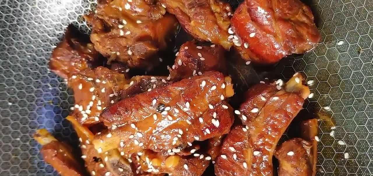 改良版糖醋排骨的做法，不腌制不油炸，酸甜入味软烂适中适合老人