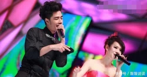 Lucky去探班妈妈 却撞见戚薇和金瀚牵手 下一幕绝了 快资讯 Lucky去探班妈妈 却撞见戚薇和金瀚牵手 下一幕绝了 快资讯