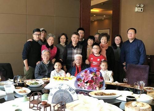 儿孙满堂|人活多少岁算“好命”？太长太短都不好，这个岁数，幸福指数最高