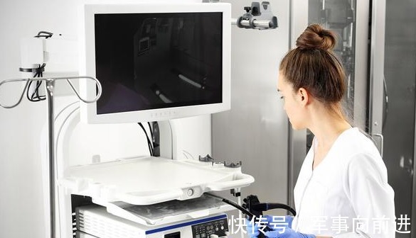 阿姨|45岁阿姨便秘半年,一查是肠癌晚期,身体出现3个症状,要小心