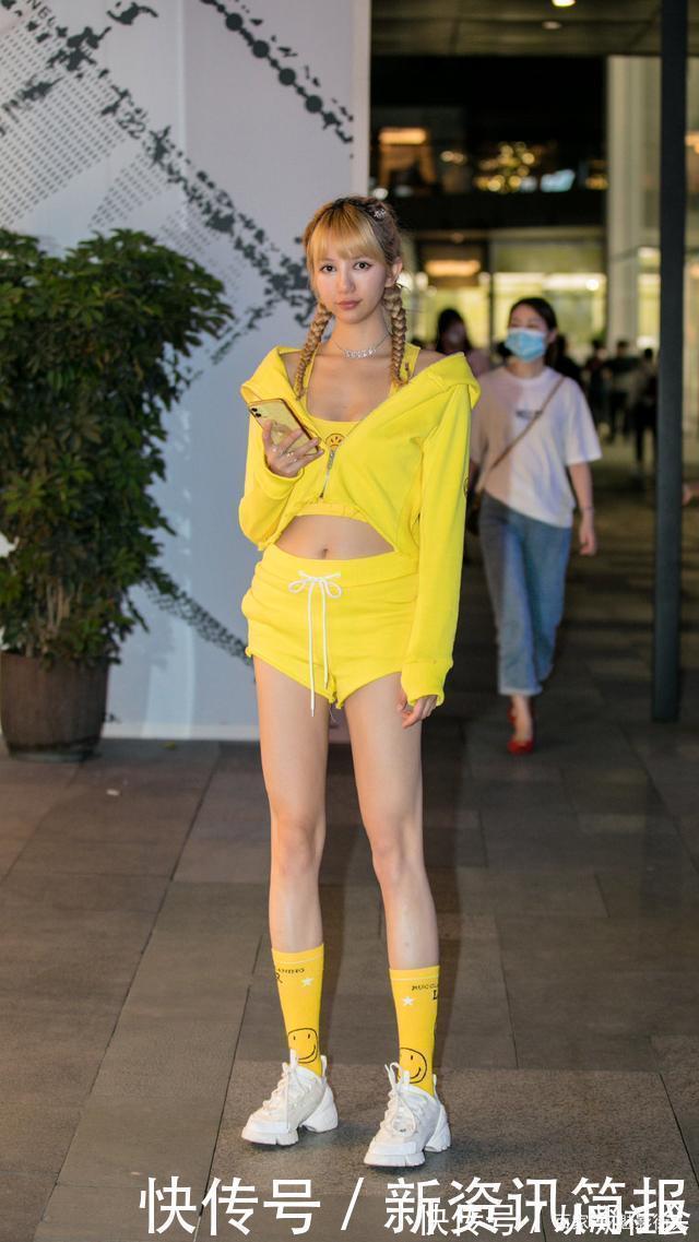 搭配 三伏天,搭配夏装选择一件黄色单品,提升气质还非常时髦,超美
