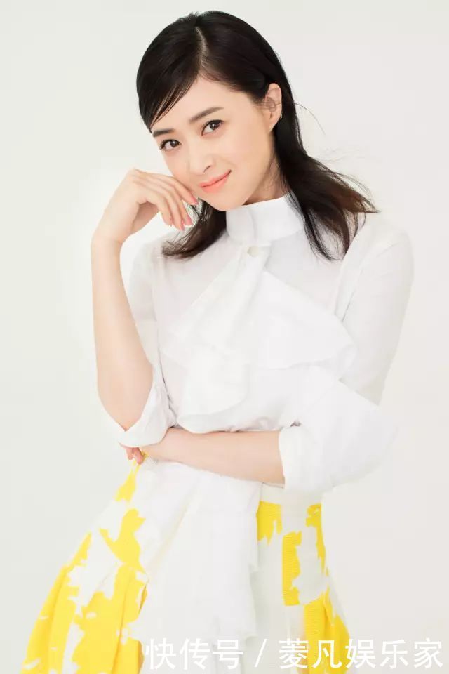 跟风女明星们的美甲风潮,get这4款,你就是秋冬季节最靓的崽