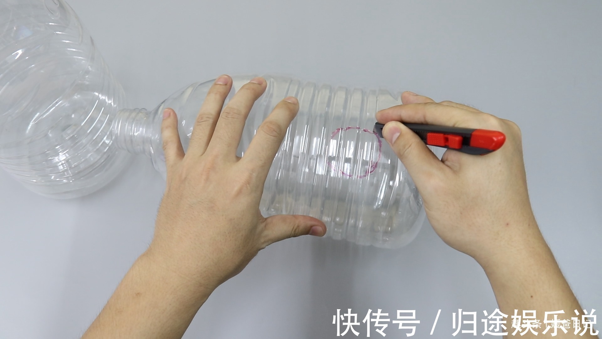 媛爸|我家的小垃圾桶从来不用花钱买，脏了直接换新的，太棒了