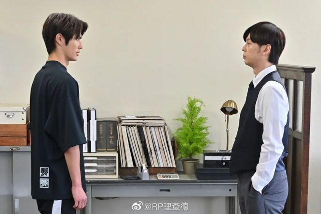 一辉|假面骑士Revice第6话先行图来袭,蘑菇头找上樱,Decade鲨鱼形态终于登场